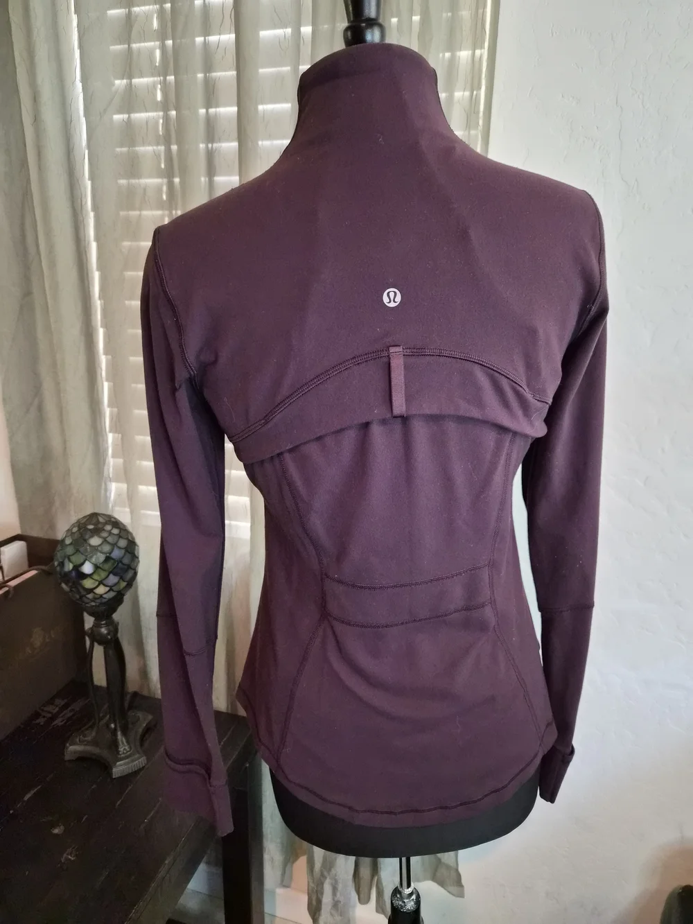 Lululemon Nulu Define Jacket Maroon Burgundy Size 10 EUC #0467 - Picture 5 of 5